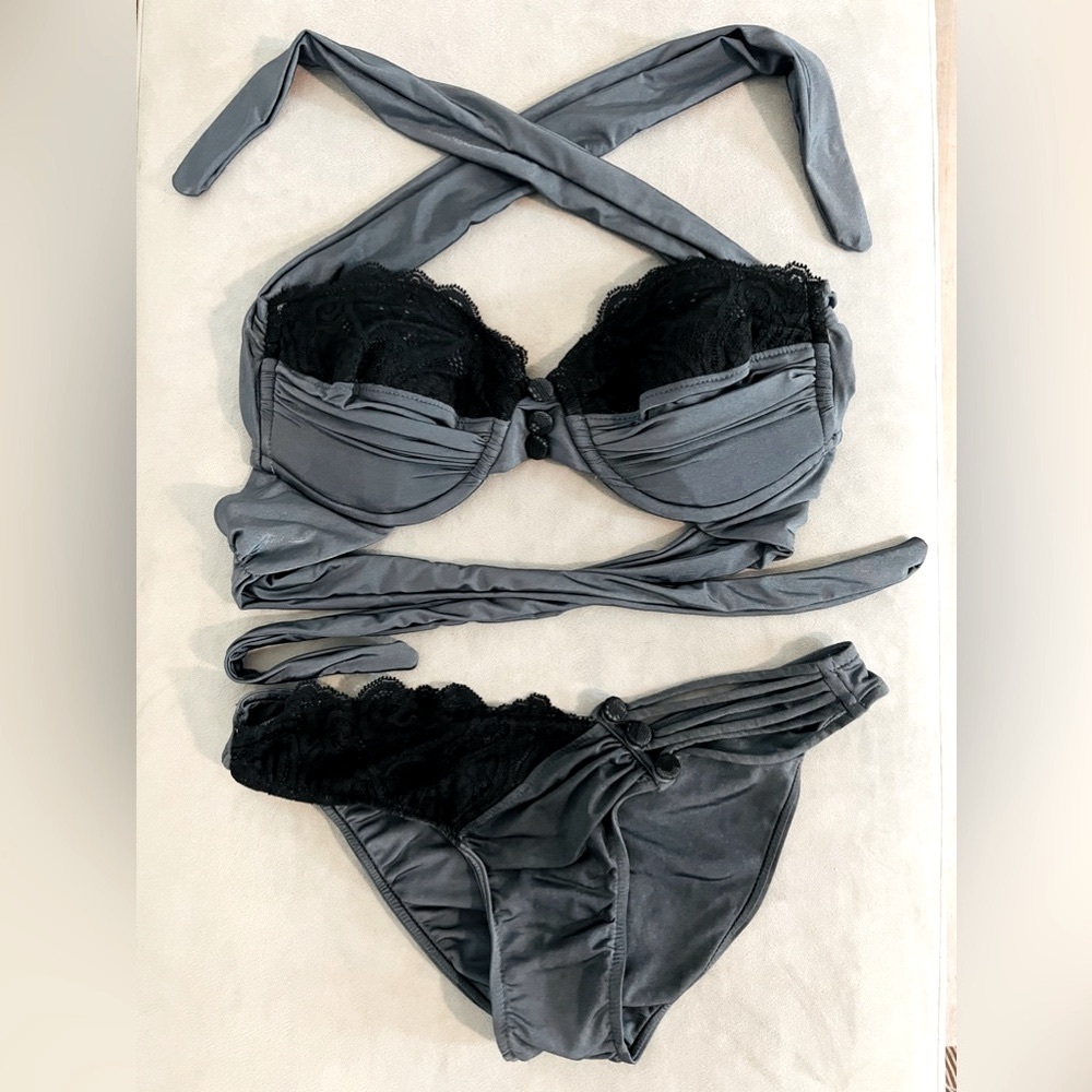 COPY - Beach Bunny Runway Edition Bikini Grey/black lace with buttons on the bo… - Picture 4 of 16